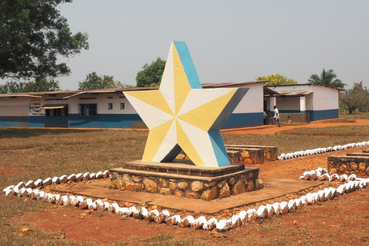 Gesundheit - Buschklinik „Inamwam“ in Mbanyi